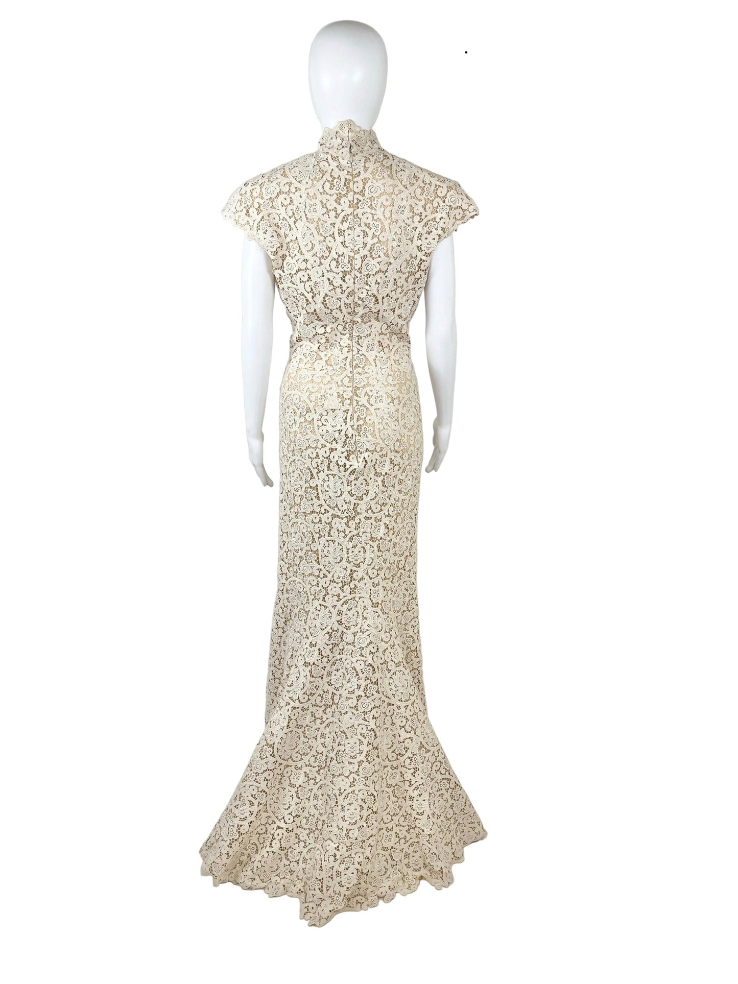 Pierre Balmain Haute Couture Spring / Summer 1998 Lace Gown